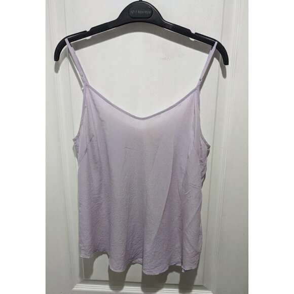 ARITZIA Under\Wilfred | Nostalgia Silk V-neck Camisole in Lavender - Picture 2 of 10